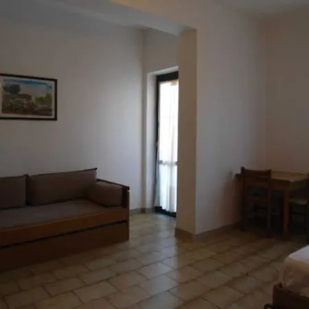 Hotel Il Pescatore מלון מונטפאונה